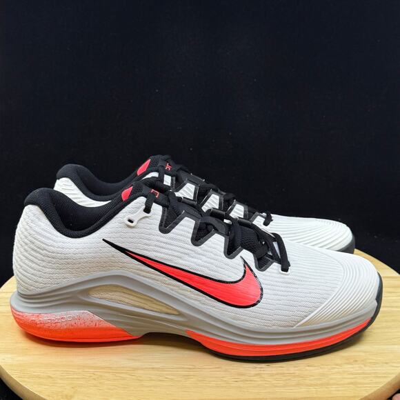 Nike Vapor 12 Men's Hard Court Tennis Shoes Sneakers  IB2534-100 Size 11 - Picture 4 of 10